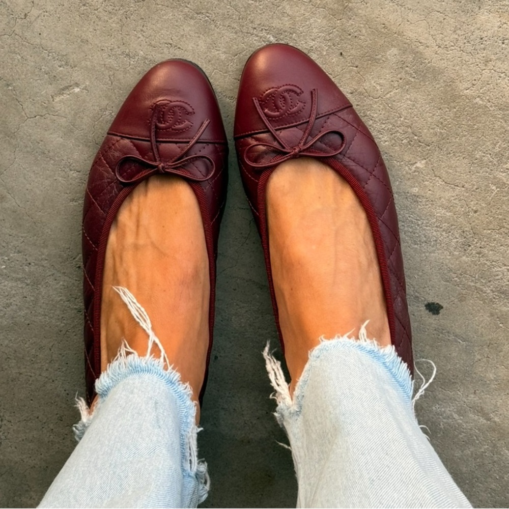 Wine colored CHANEL ballet flats